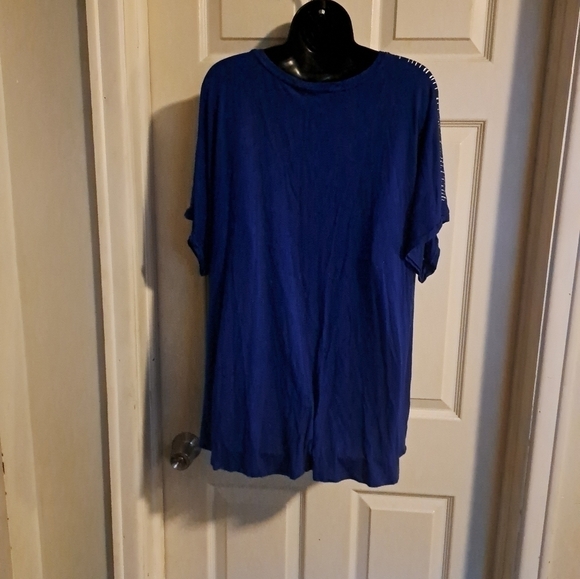 Apt.9 blouse size 2X - Picture 2 of 3